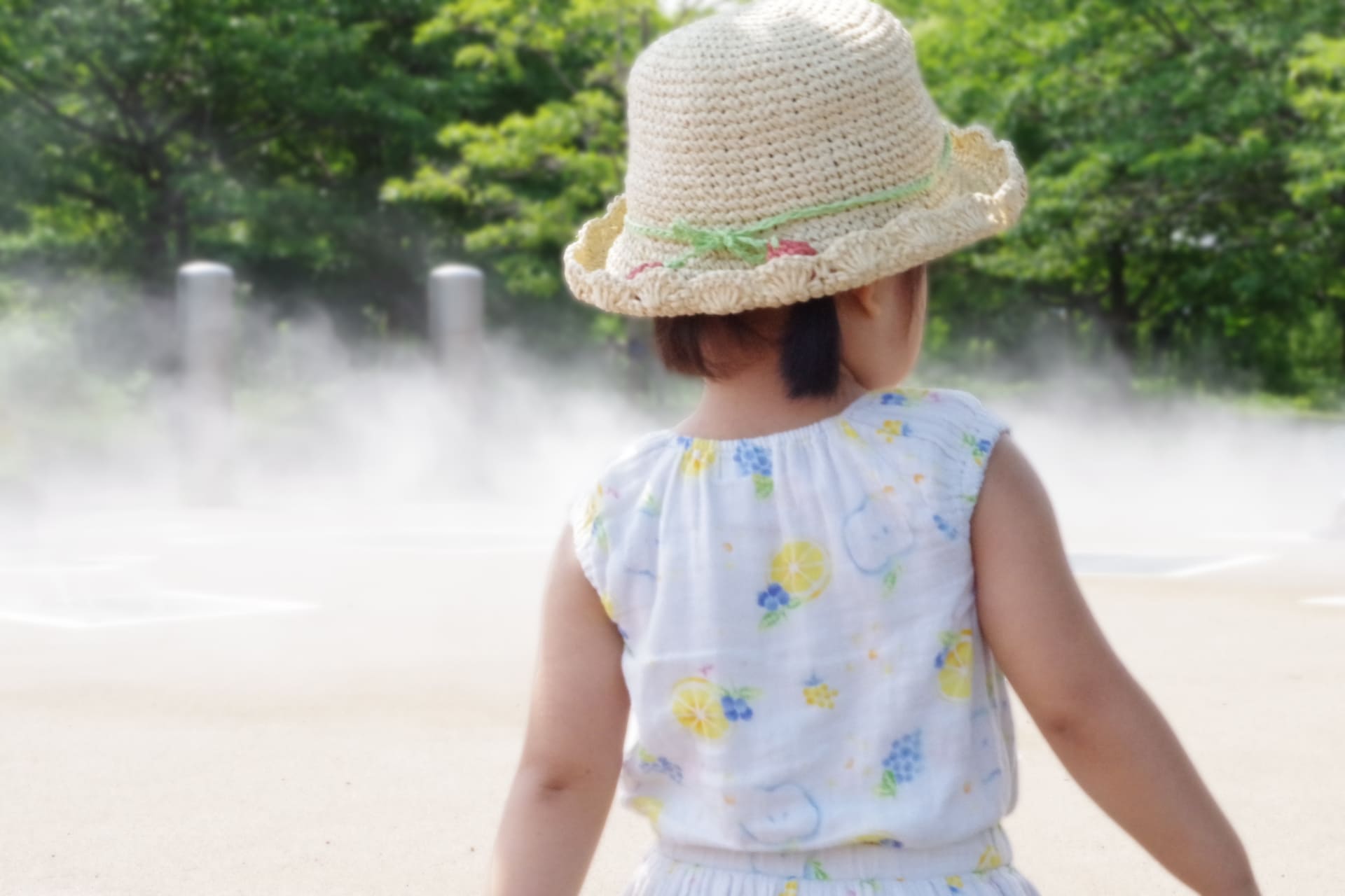 子どもの熱中症の症状とは?応急処置と予防策を解説